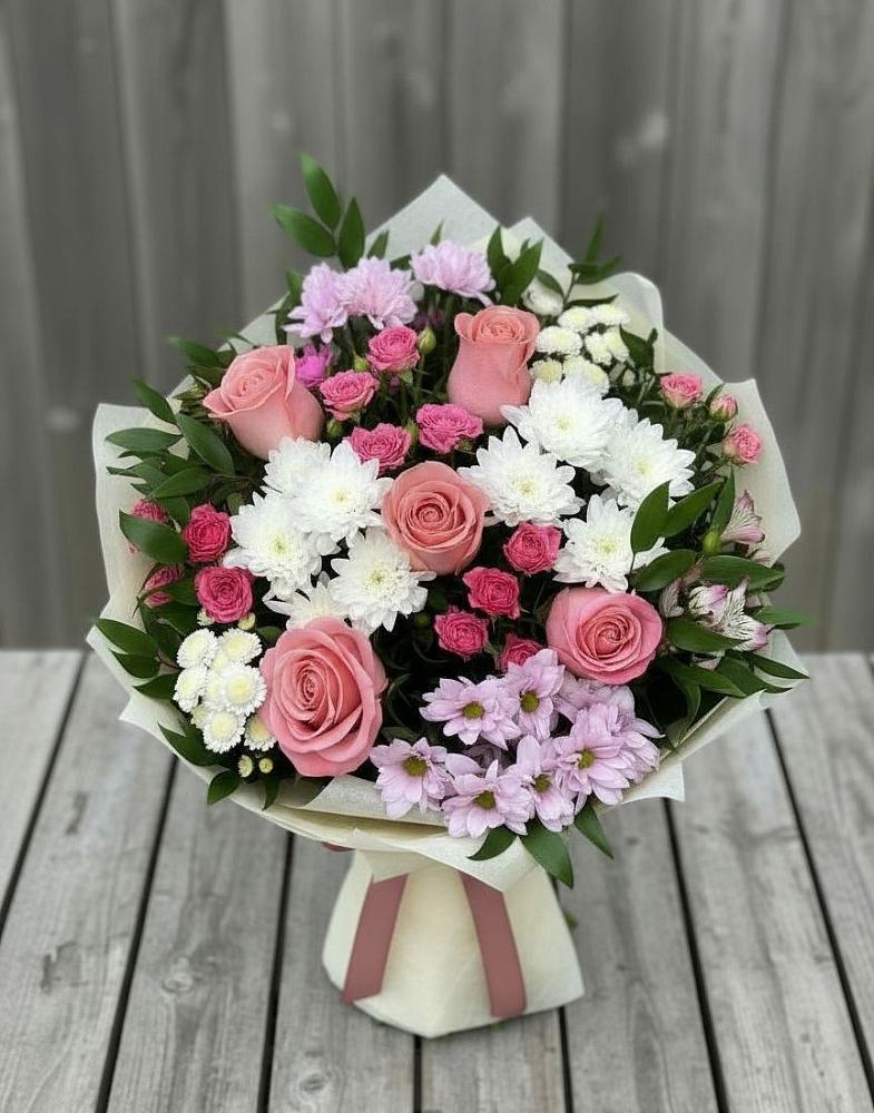 Букет цветов из: Альстромерии, Гвоздики, Розы и Хризантемы в Нефтекамске