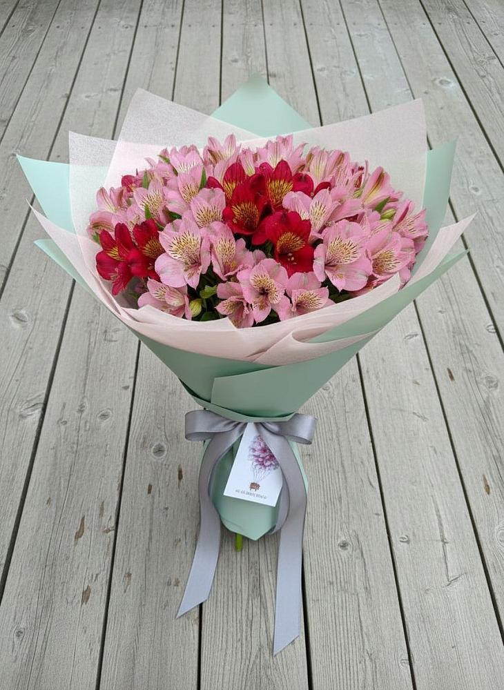 Букет цветов из: Альстромерии в Нефтекамске