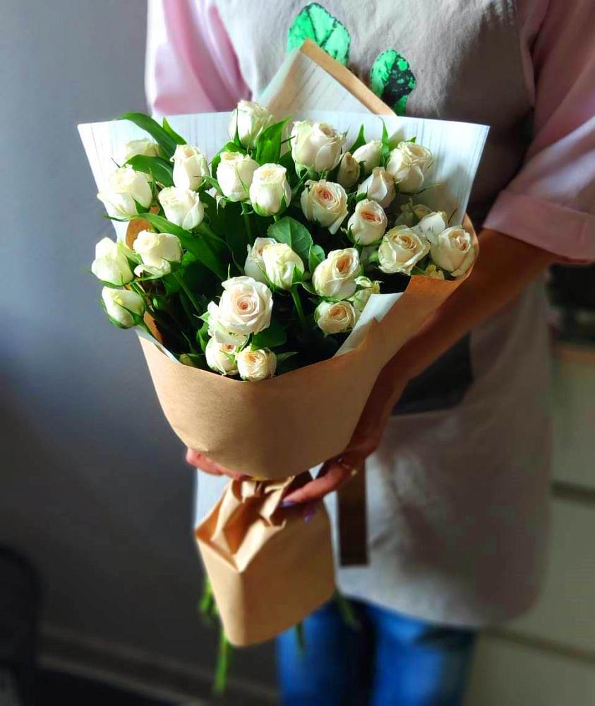 Букет цветов из: Розы в Нефтекамске