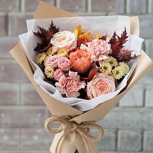 Букет цветов из:  Гвоздики, Хризантемы и Розы в Нефтекамске