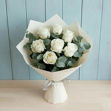 Букет Белые розы в Эвкалипте в Нефтекамске