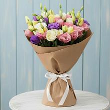 Букет цветов из:  Лизиантусы в Нефтекамске